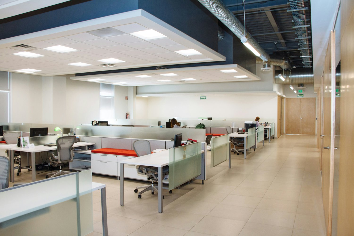 Cubicle Design Solutions for the Modern Office — Every Movie Has a Lesson