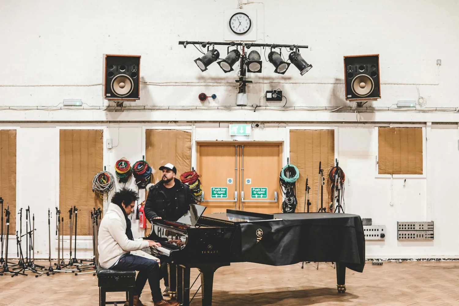 Why London is the Creative Hub for Modern Music and Film Production Studios? — Every Movie Has a Lesson